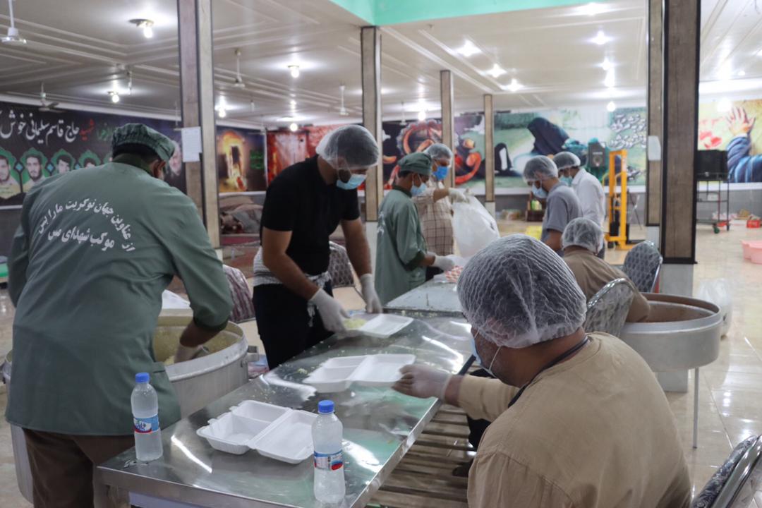 توزیع 10 هزار پُرس غذای گرم میان نیازمندان در عید غدیر